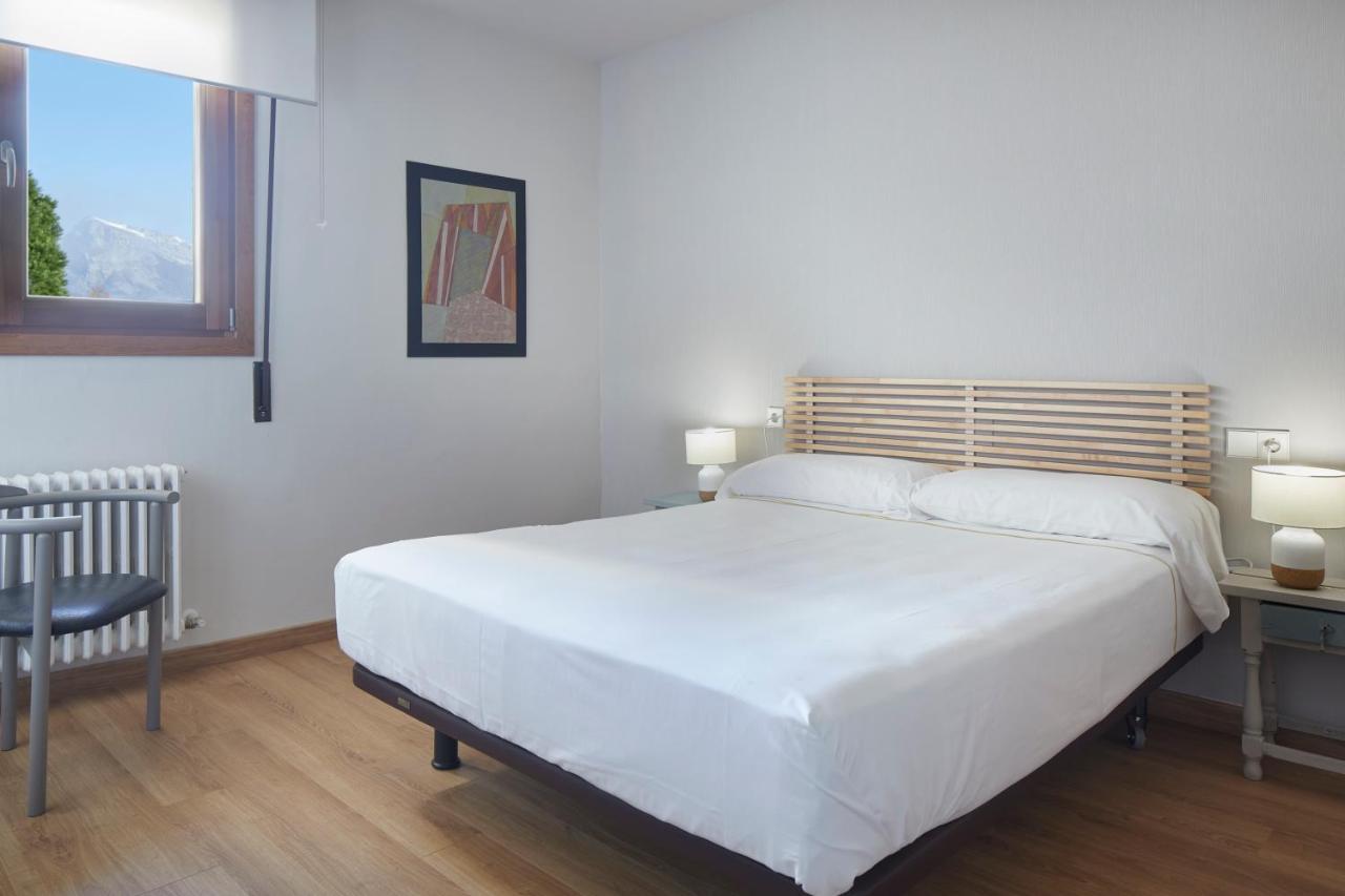 Echarri-Aranaz Hostal Rural Aritzalko מראה חיצוני תמונה